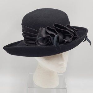 Betmar New York Wool Hat Satin & Feathers Hat Band